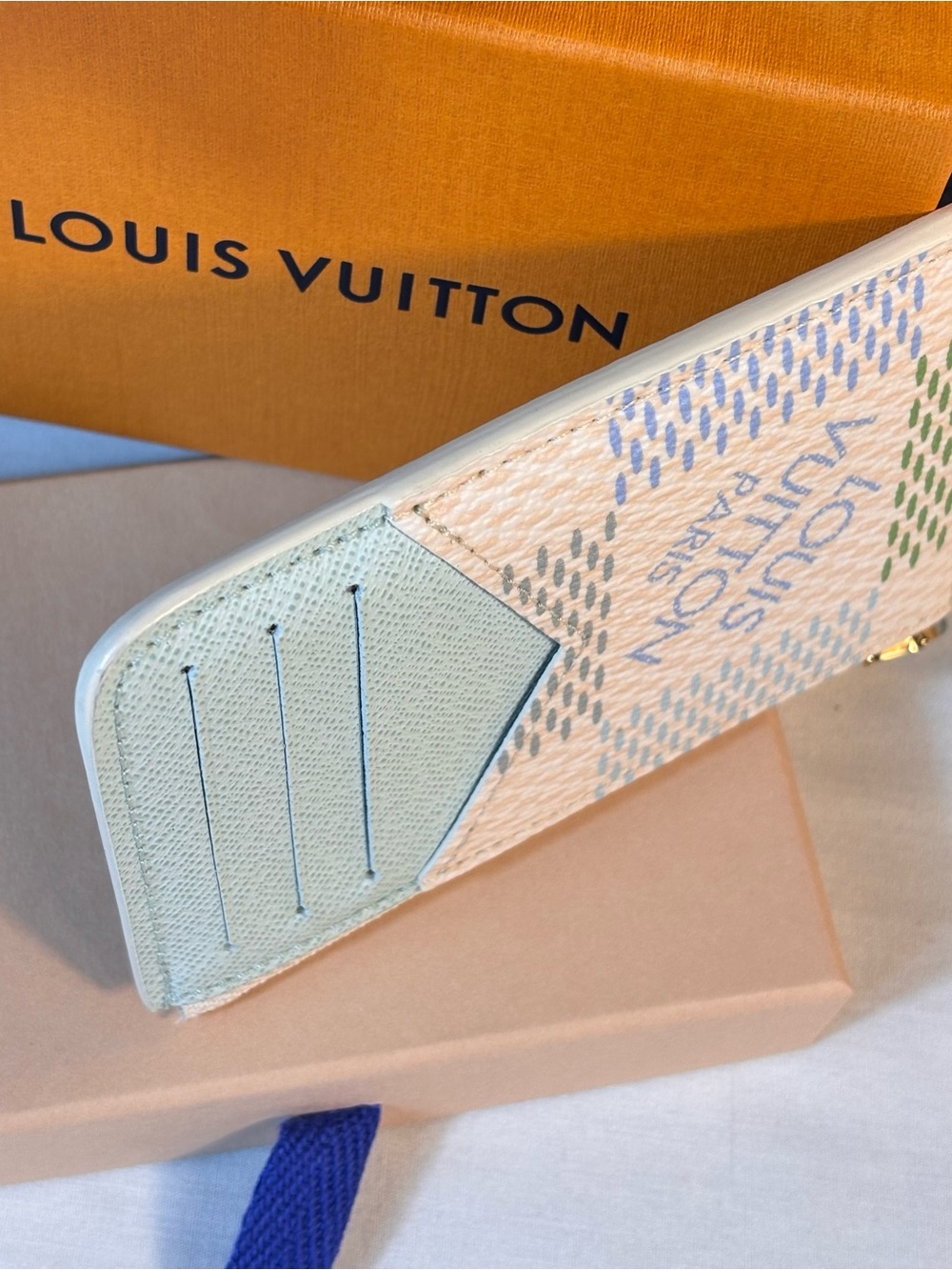 Louis Vuitton Romy Damierlicious - Picture 4 of 11